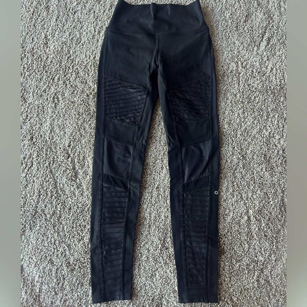 Alo Moto leggings